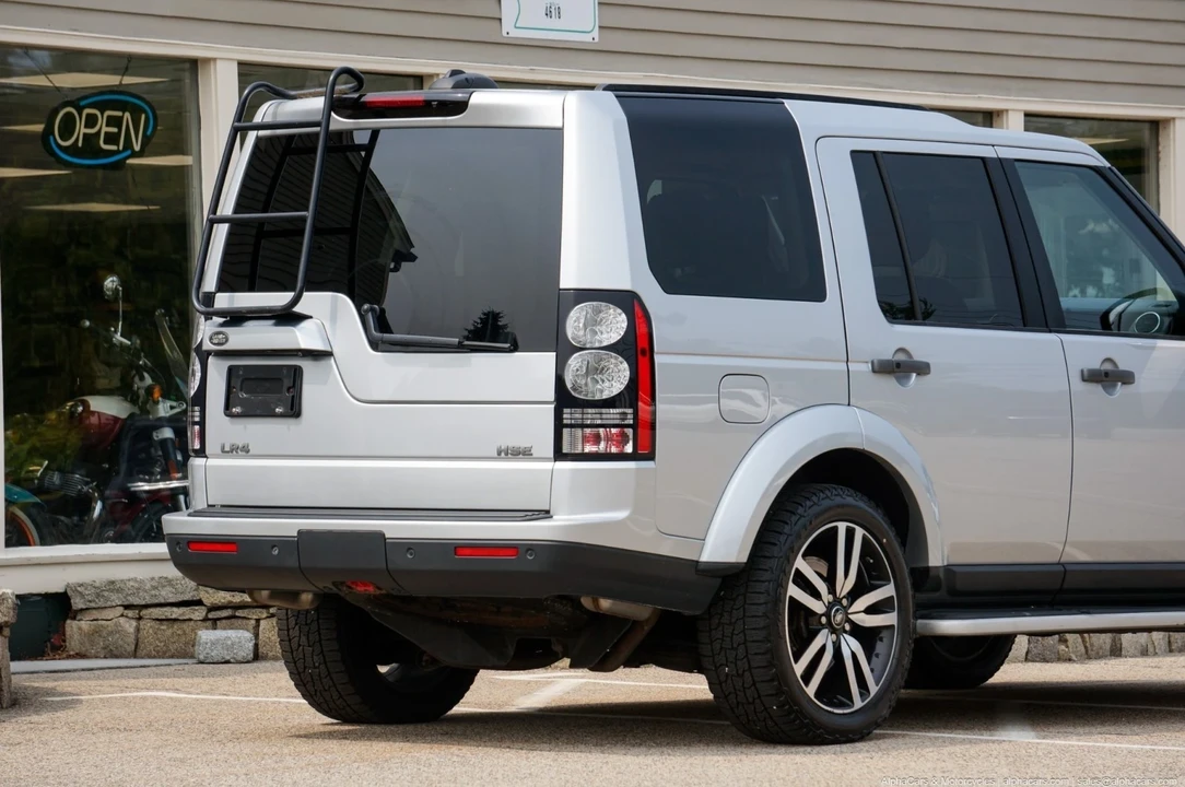 2015 Land Rover Discovery 4th Gen - Image 3 of 21