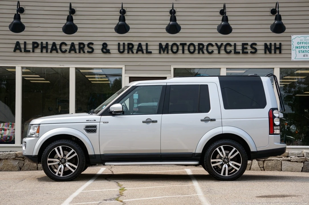 2015 Land Rover Discovery 4th Gen - Image 17 of 21