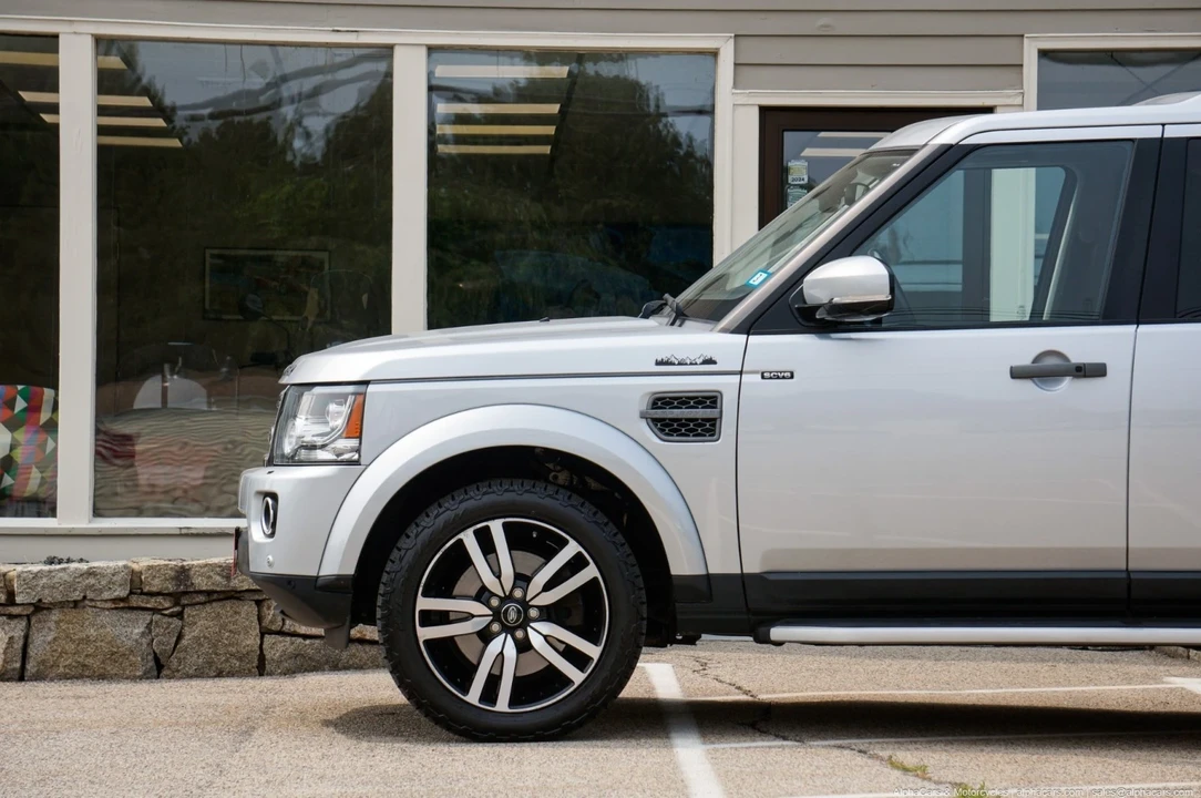 2015 Land Rover Discovery 4th Gen - Image 18 of 21