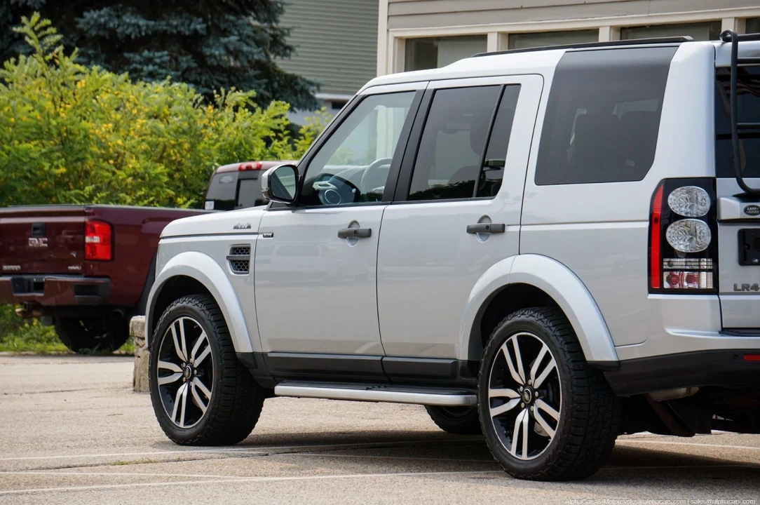2015 Land Rover Discovery 4th Gen - Image 21 of 21