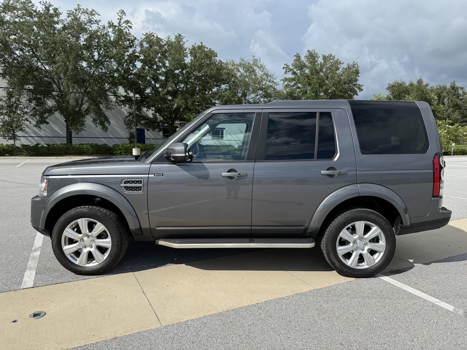 2015 Land Rover Discovery 4th Gen - Image 10 of 31