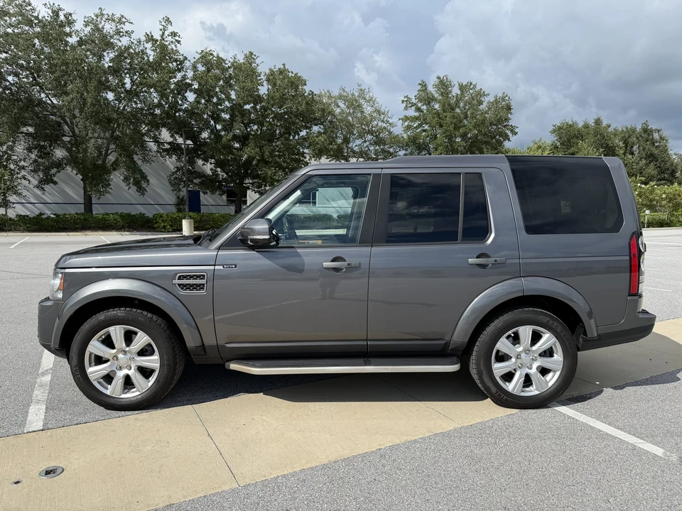 2015 Land Rover Discovery 4th Gen - Image 9 of 31