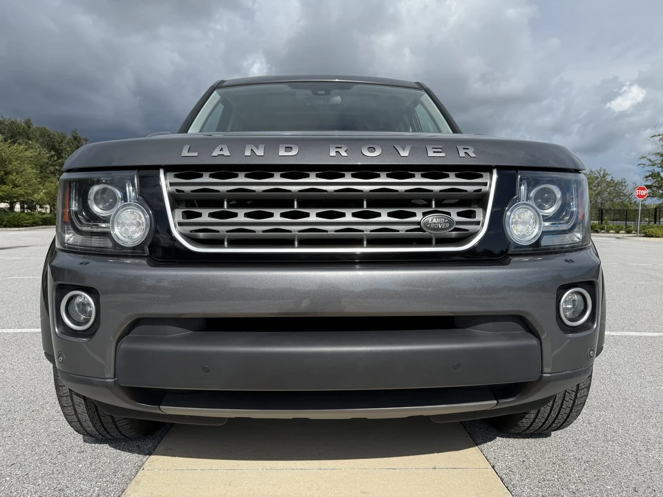2015 Land Rover Discovery 4th Gen - Image 17 of 31