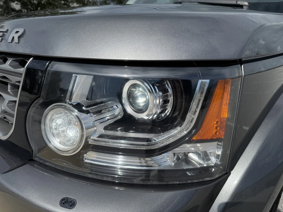 2015 Land Rover Discovery 4th Gen - Image 21 of 31