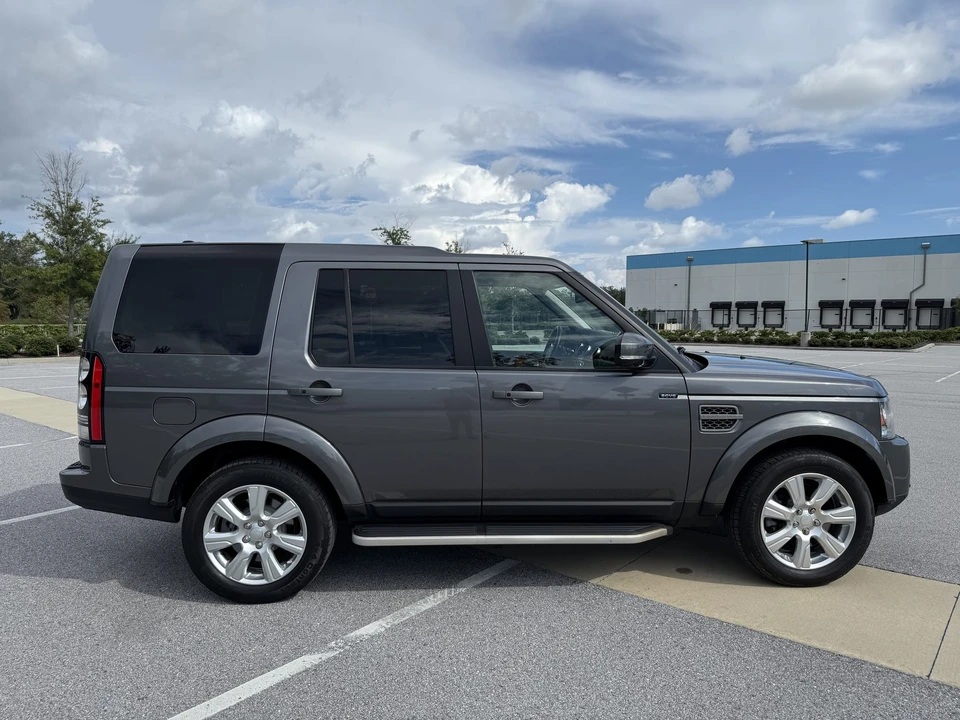2015 Land Rover Discovery 4th Gen - Image 16 of 31