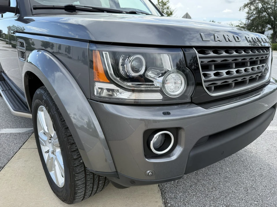 2015 Land Rover Discovery 4th Gen - Image 18 of 31