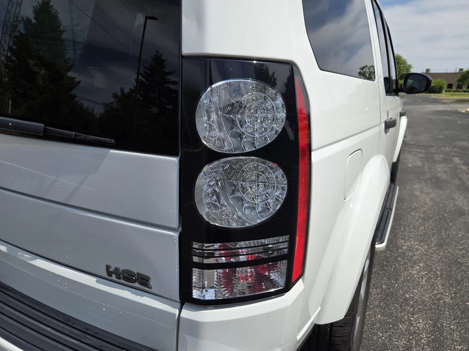 2015 Land Rover Discovery 4th Gen - Image 21 of 31