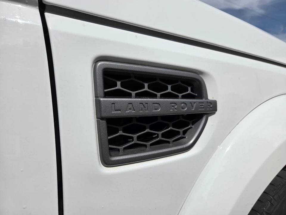 2015 Land Rover Discovery 4th Gen - Image 24 of 31