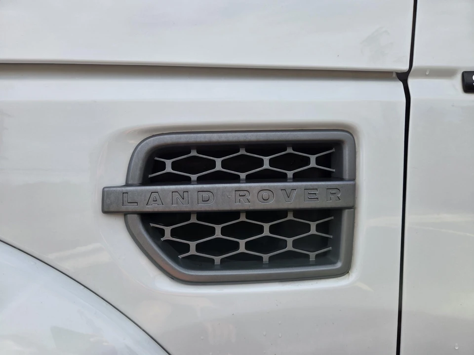 2015 Land Rover Discovery 4th Gen - Image 23 of 31