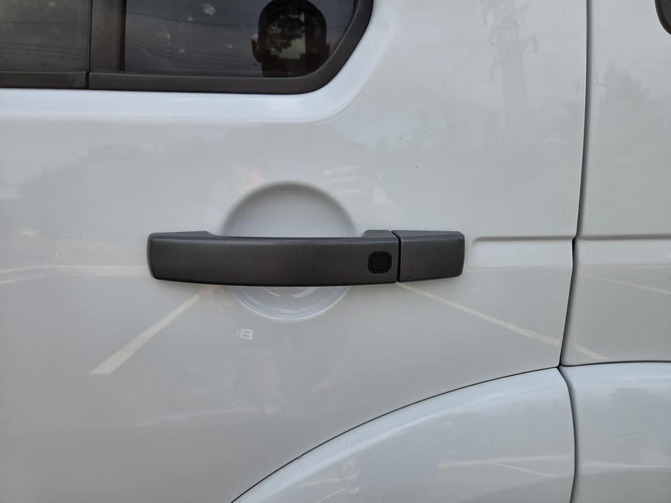 2015 Land Rover Discovery 4th Gen - Image 29 of 31