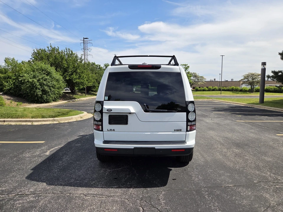 2015 Land Rover Discovery 4th Gen - Image 13 of 31