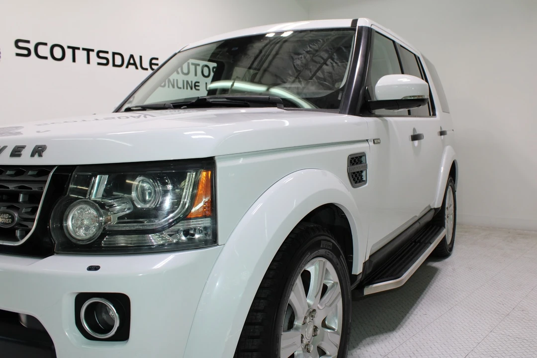 2015 Land Rover Discovery 4th Gen - Image 15 of 21