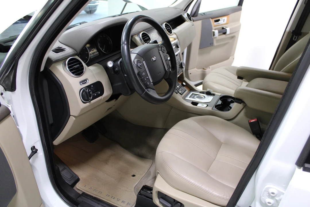 2015 Land Rover Discovery 4th Gen - Image 6 of 21