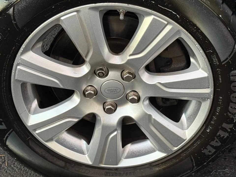 2015 Land Rover Discovery 4th Gen - Image 10 of 12