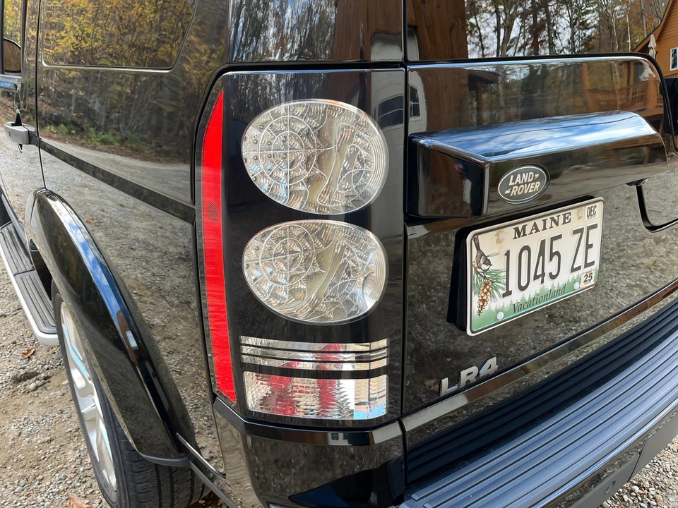 2015 Land Rover Discovery 4th Gen - Image 21 of 31