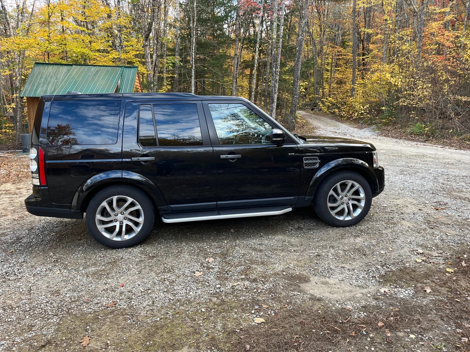 2015 Land Rover Discovery 4th Gen - Image 14 of 31