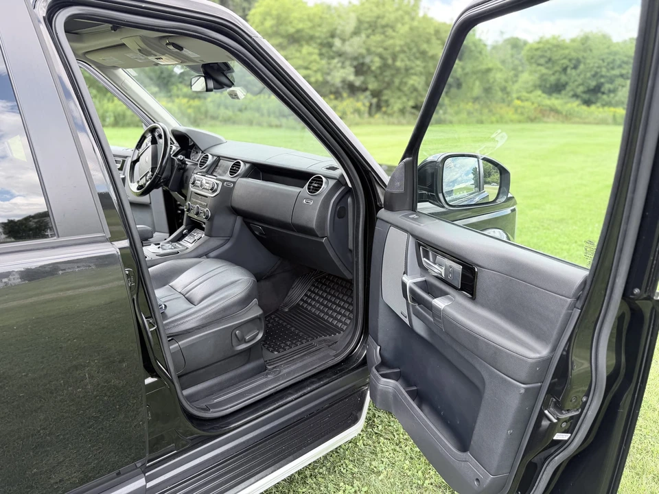 2015 Land Rover Discovery 4th Gen - Image 22 of 31