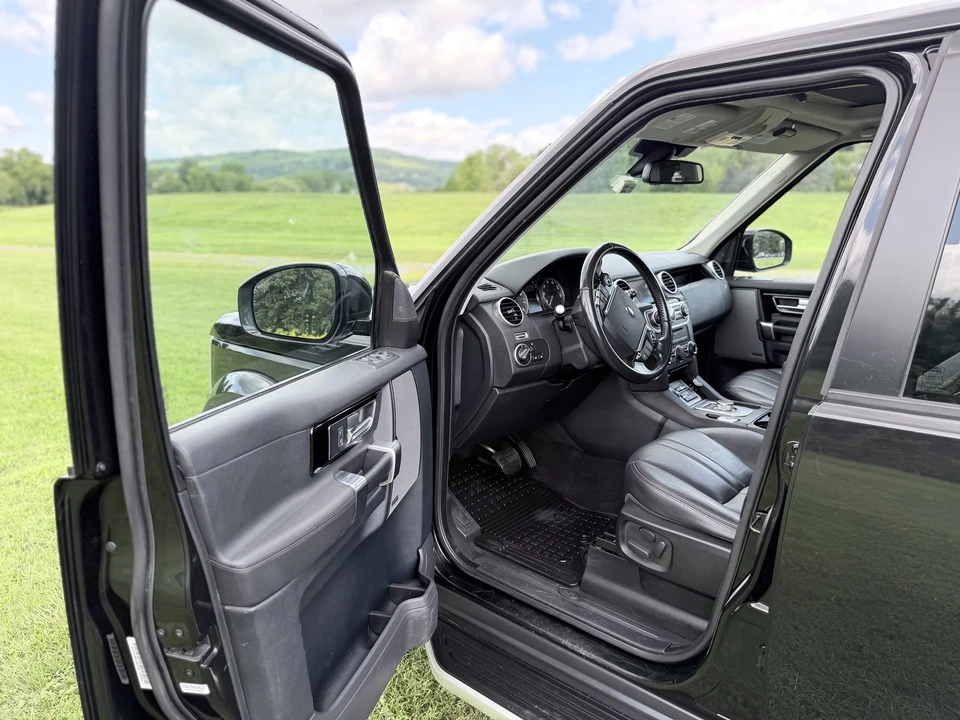 2015 Land Rover Discovery 4th Gen - Image 19 of 31
