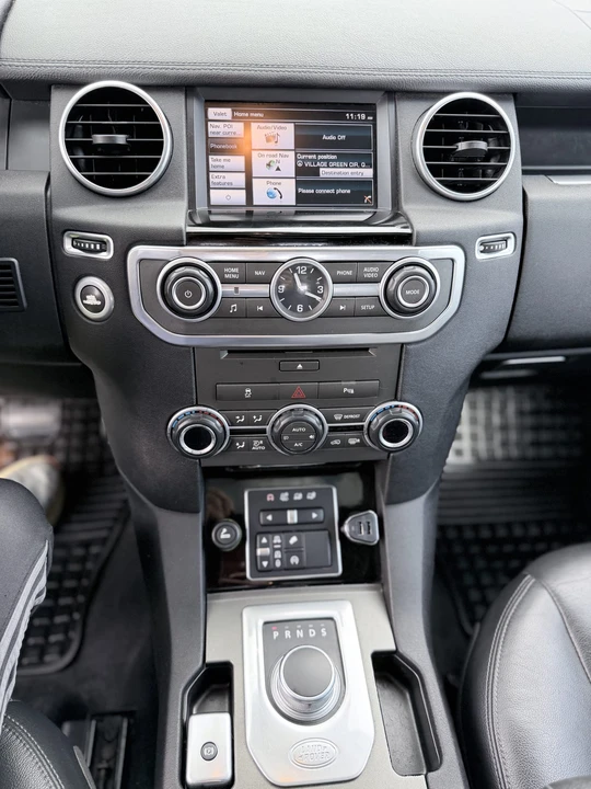 2015 Land Rover Discovery 4th Gen - Image 28 of 31