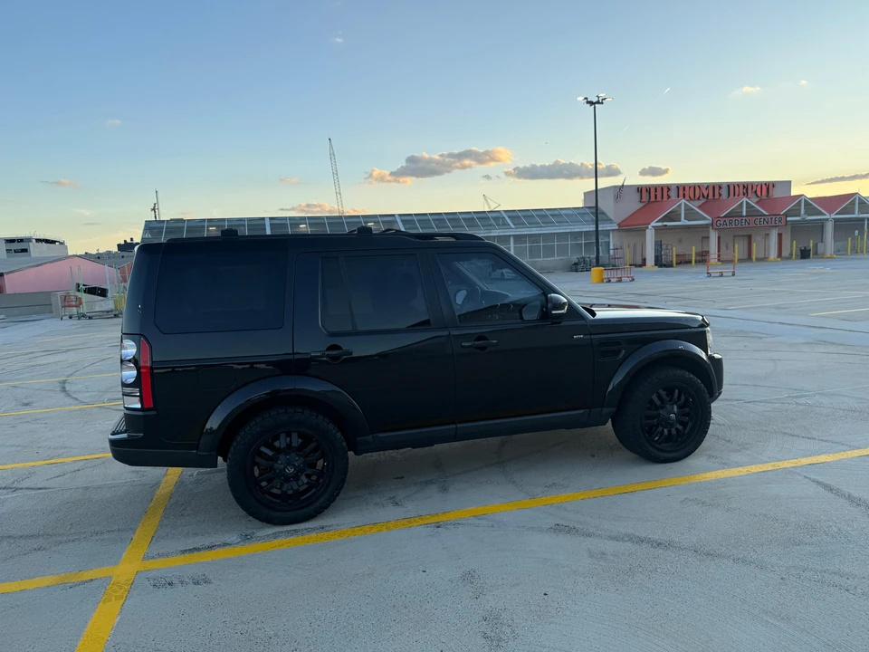 2015 Land Rover Discovery 4th Gen - Image 27 of 31
