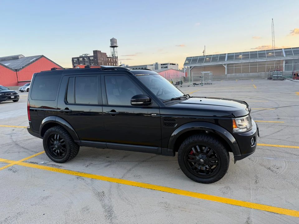 2015 Land Rover Discovery 4th Gen - Image 29 of 31