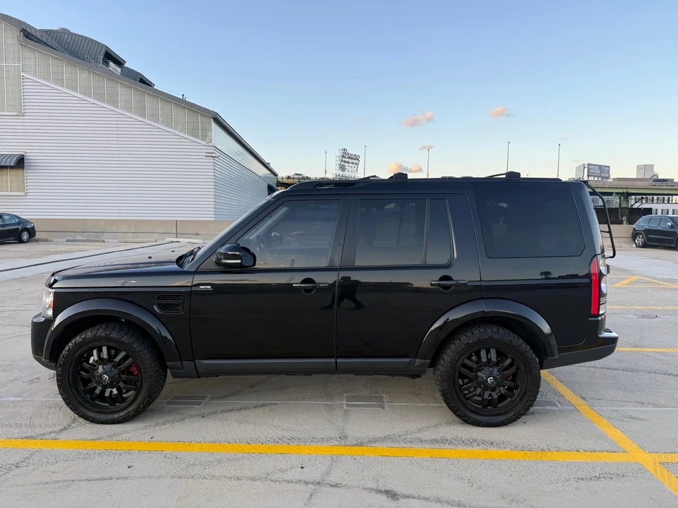 2015 Land Rover Discovery 4th Gen - Image 16 of 31