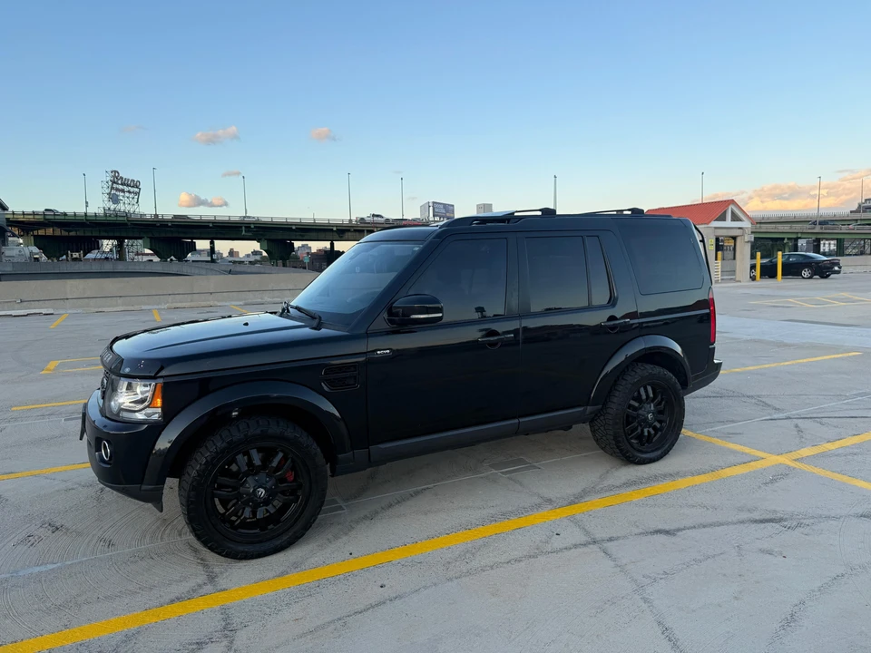 2015 Land Rover Discovery 4th Gen - Image 13 of 31