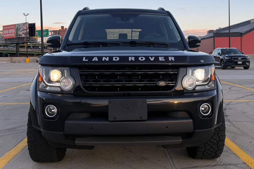 2015 Land Rover Discovery 4th Gen - Image 2 of 31