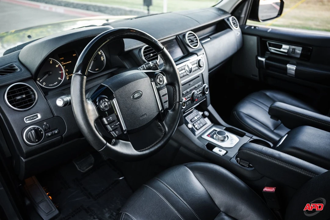 2015 Land Rover Discovery 4th Gen - Image 2 of 12