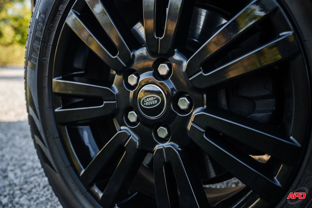 2015 Land Rover Discovery 4th Gen - Image 3 of 12