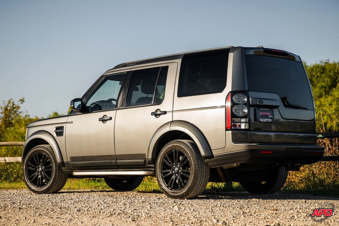 2015 Land Rover Discovery 4th Gen - Image 5 of 12
