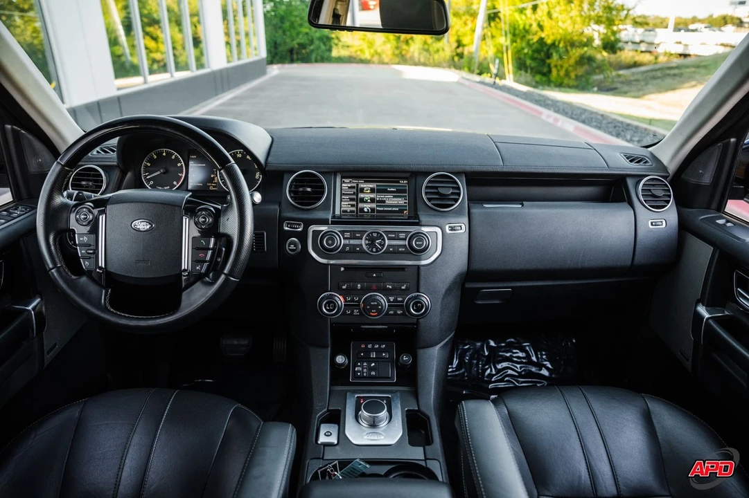 2015 Land Rover Discovery 4th Gen - Image 6 of 12