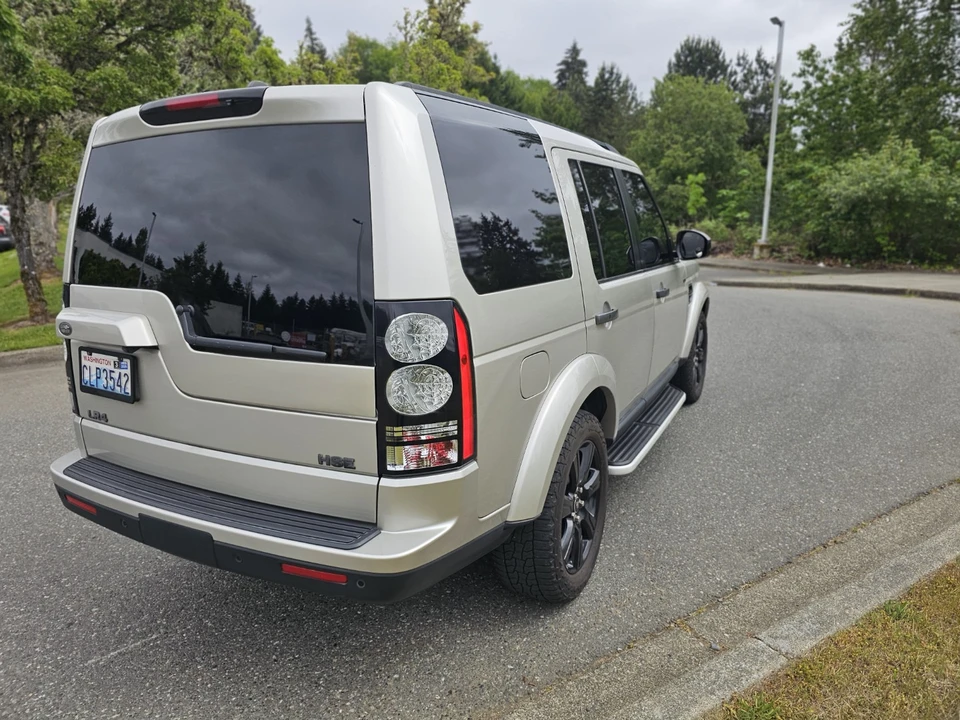 2015 Land Rover Discovery 4th Gen - Image 14 of 31