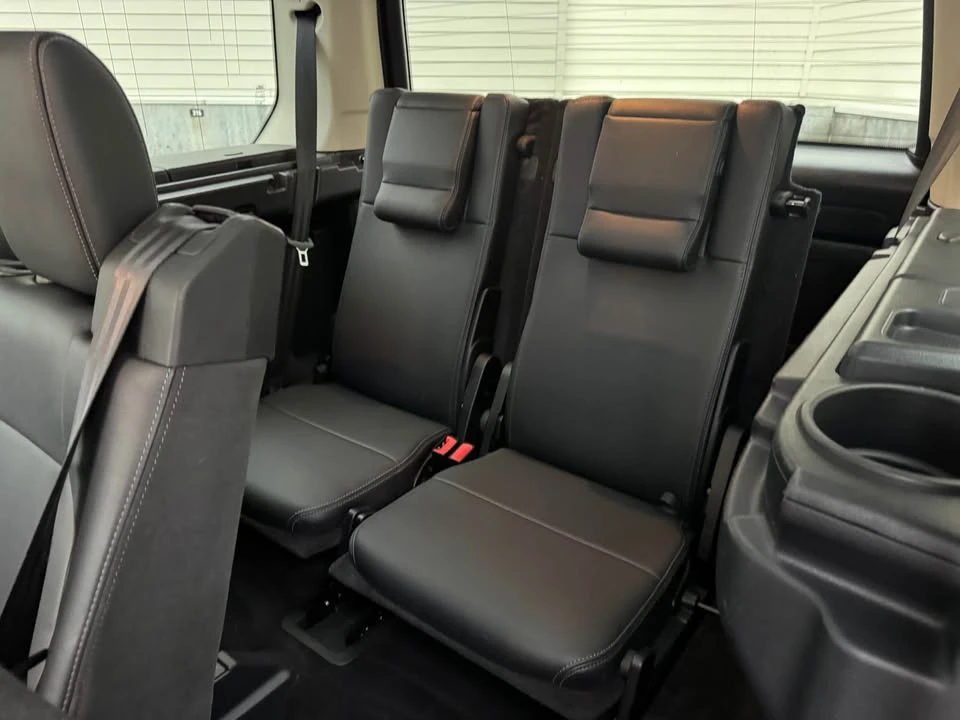 2015 Land Rover Discovery 4th Gen - Image 17 of 20