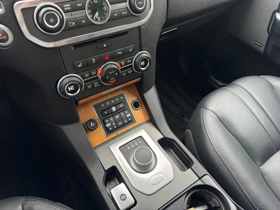 2015 Land Rover Discovery 4th Gen - Image 15 of 20