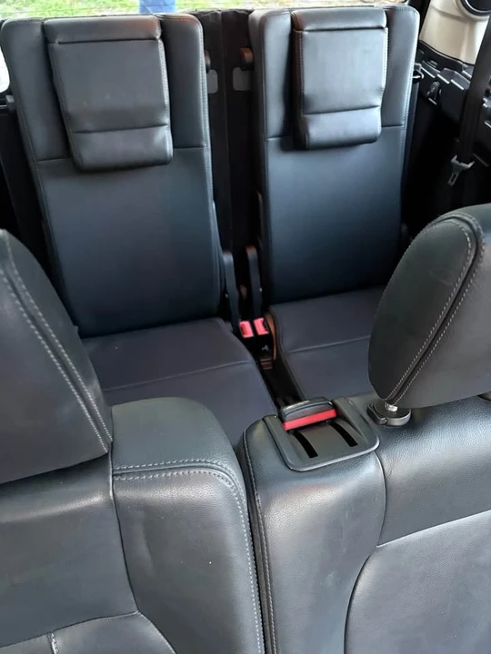 2015 Land Rover Discovery 4th Gen - Image 10 of 13