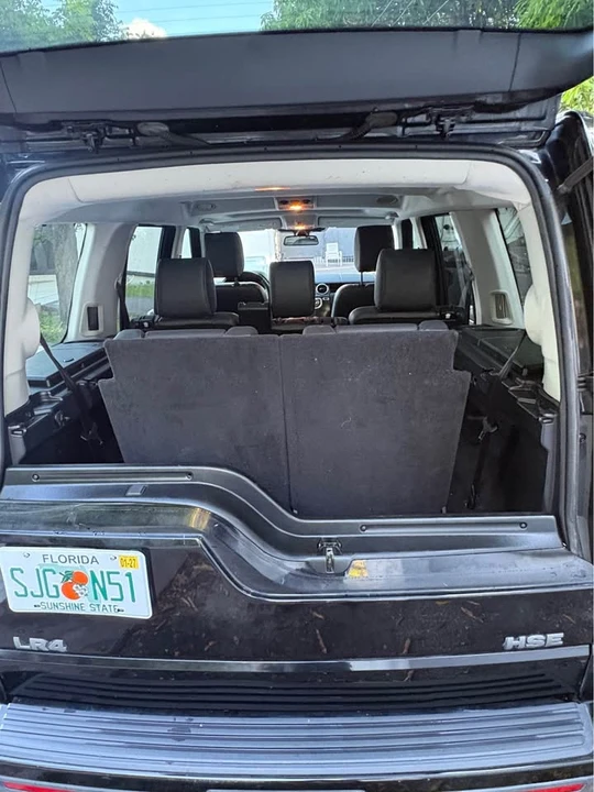 2015 Land Rover Discovery 4th Gen - Image 8 of 13