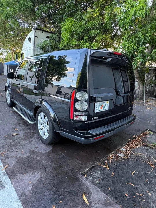 2015 Land Rover Discovery 4th Gen - Image 3 of 13