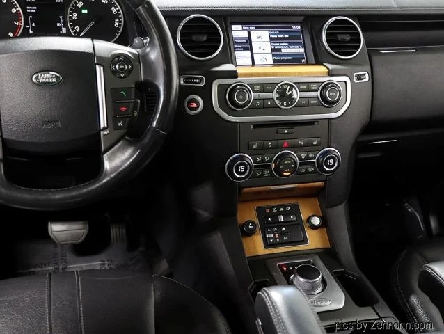 2015 Land Rover Discovery 4th Gen - Image 17 of 21