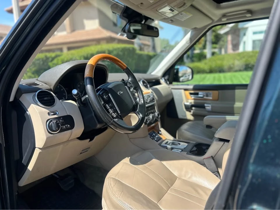 2015 Land Rover Discovery 4th Gen - Image 15 of 20