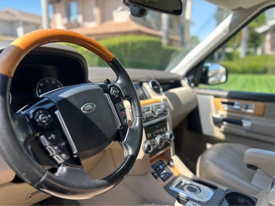 2015 Land Rover Discovery 4th Gen - Image 11 of 20