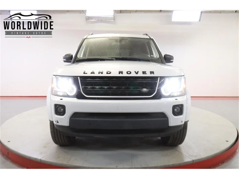 2015 Land Rover Discovery 4th Gen - Image 16 of 31
