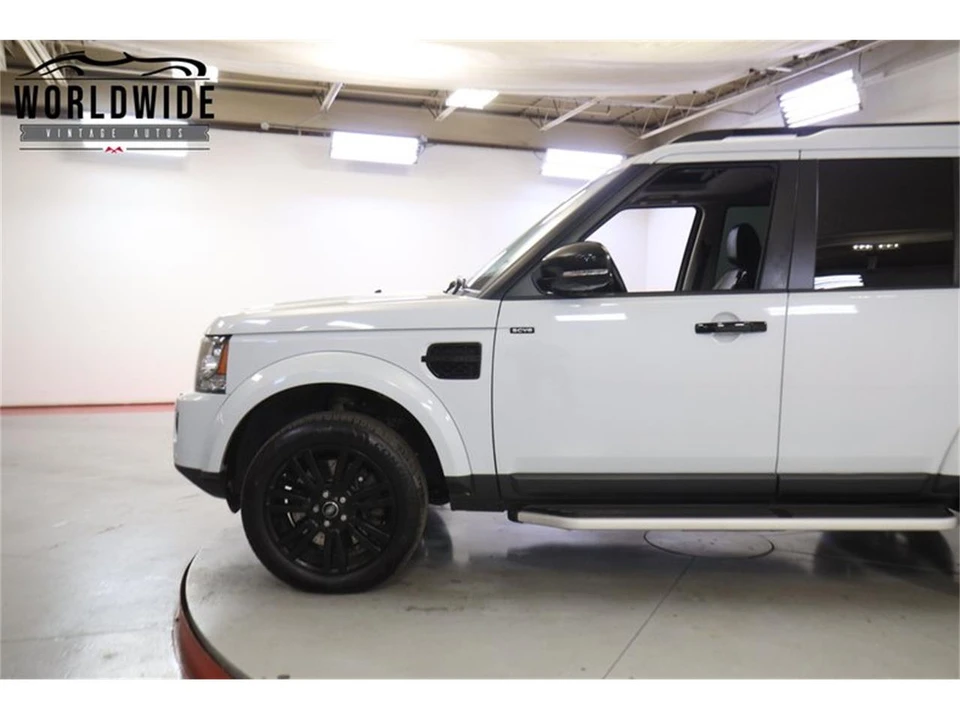 2015 Land Rover Discovery 4th Gen - Image 7 of 31