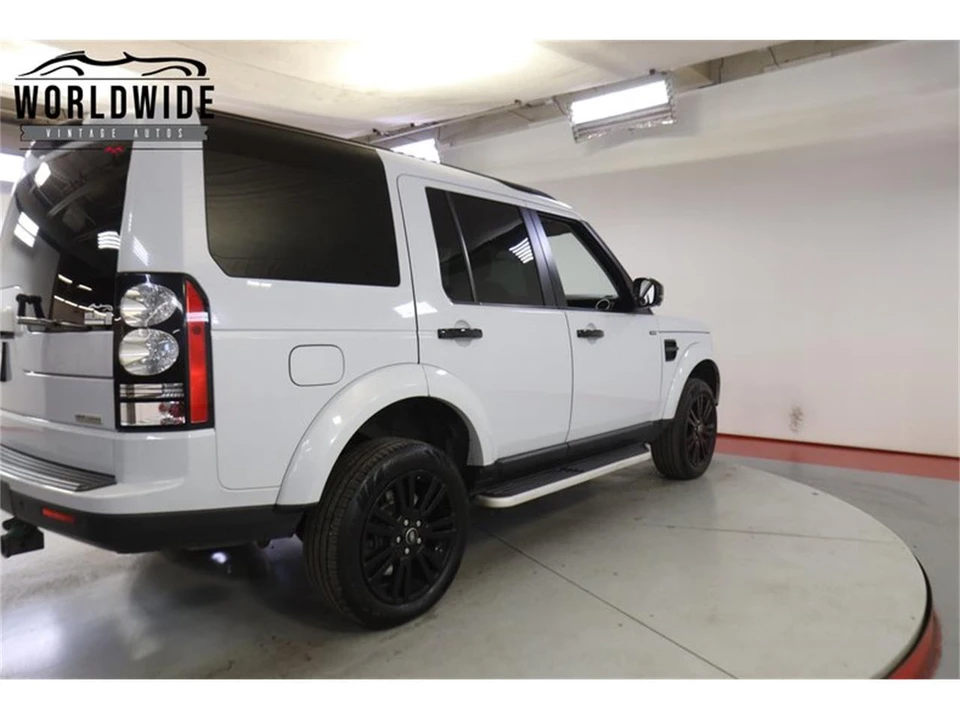 2015 Land Rover Discovery 4th Gen - Image 23 of 31