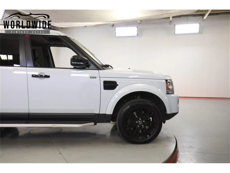 2015 Land Rover Discovery 4th Gen - Image 8 of 31