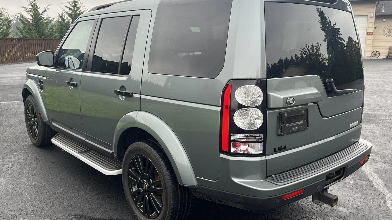 2015 Land Rover Discovery 4th Gen - Image 3 of 27