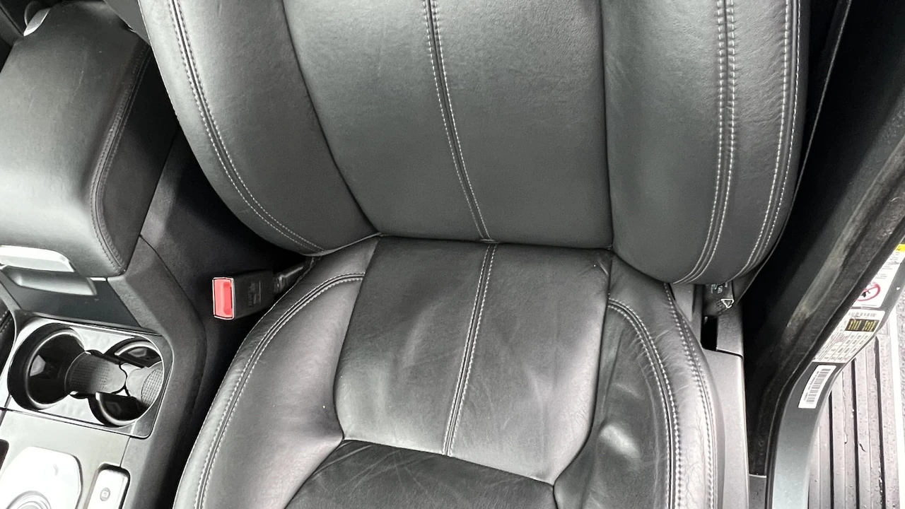 2015 Land Rover Discovery 4th Gen - Image 4 of 27