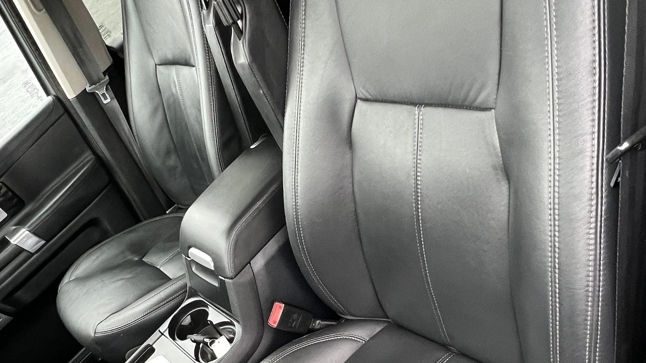 2015 Land Rover Discovery 4th Gen - Image 5 of 27