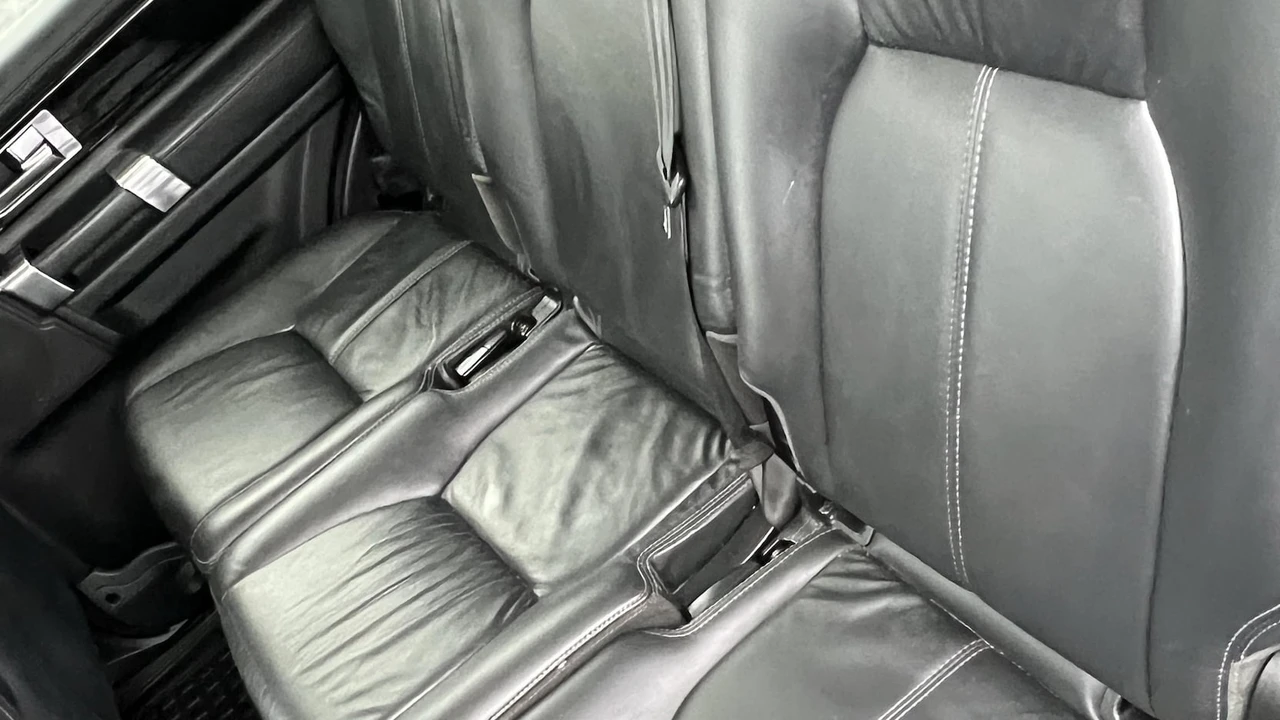 2015 Land Rover Discovery 4th Gen - Image 6 of 27
