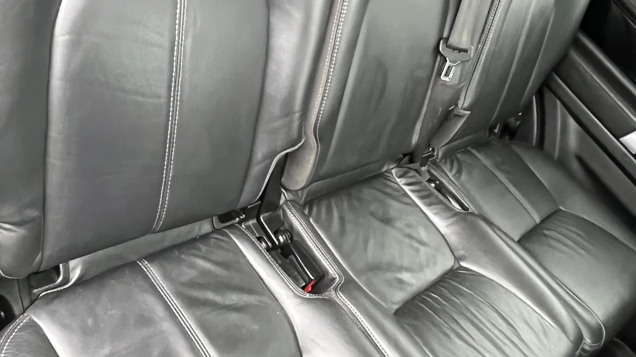 2015 Land Rover Discovery 4th Gen - Image 7 of 27
